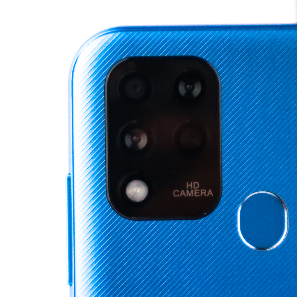 CELULAR INTELIGENTE T230 TG -Potencia y tecnología en la palma de la mano.